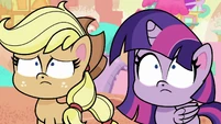 Applejack and Twi scared of Fluttershy PLS1E7b.png (842 KB)