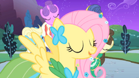 Fluttershy in front of Twilight S1E26