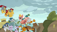 Pillars of Old Equestria charging into battle S7E26