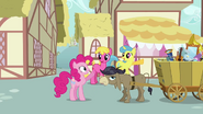 Pinkie waving at Lemon Hearts and Cherry Berry S2E18