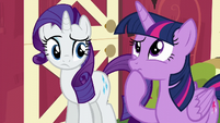 Twilight thinks for a moment S6E10