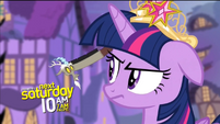 Discord in Twilight's ear S4E01