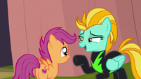 Lightning Dust thinks Scootaloo is cute S8E20