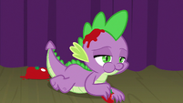 Spike eating a tomato S8E7