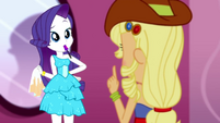 Applejack asks Rarity to remove some mascara SS1