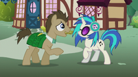 Dr. Hooves talking directly to DJ Pon-3 S5E9
