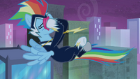 Rainbow Dash with cupcake in her face S4E06