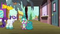 Spike watches Gabby leave for Griffonstone S9E19