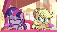 Twilight and Applejack enjoying cupcakes PLS1E4b.png (975 KB)