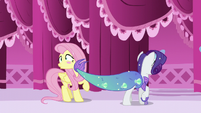Rarity accidentally slaps Fluttershy with her tail S5E21
