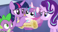 Twilight Sparkle reunites with Flurry Heart S6E16