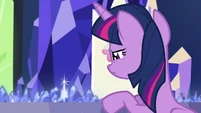 Twilight looks at Crystal Empire on Cutie Map S7E1