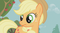 Applejack escuta Apple Bloom T1E12