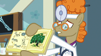 Dr. Horse shows pictures of Swamp Fever S7E20