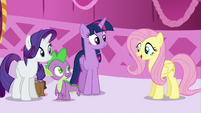 Fluttershy greets Spike S5E22