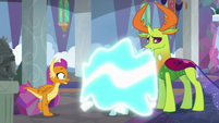 Ocellus dropping her dragon disguise S8E1