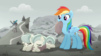 Rainbow Dash catches Barley's hat MLPRR