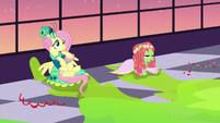 Fluttershy and Tree Hugger not stuck anymore S5E7