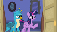 Gallus returns; Twilight calls on Ocellus S8E16