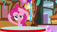 Pinkie piecing her mane back together S5E19