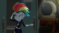 Rainbow Dash peering into the darkness EGS2