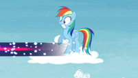 Rainbow sees Twilight flying away S4E26