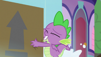 Spike hugging the package S9E5