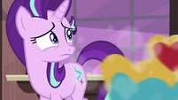 Starlight watching the Friendship Express leave S7E24.png (617 KB)