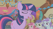 201px-Twilight explains potential s01e12