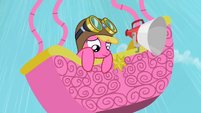 Cherry Berry in a hot air balloon S2E08