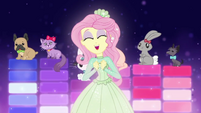 Fluttershy singing in front of her pets EGDS26
