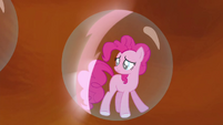 Pinkie's bubble prison glowing S4E26