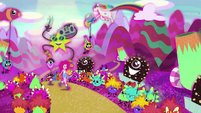 Pinkie Pie skipping through a crazy mindscape EG4