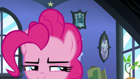 Pinkie looking for Maud in Starlight's room S8E3