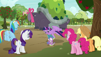 Twilight brings Spike safely to the ground S9E13