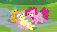 Pinkie Pie and Snails helping Fluttershy S9E15