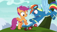 Rainbow Dash gives Scootaloo her scooter S6E7