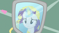 Rarity covered in silly string in the mirror S7E19