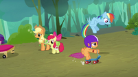 Scootaloo continues riding S3E06