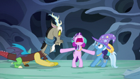 Starlight pushing Discord and Trixie apart S6E25
