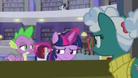 Twilight puts book back in her saddlebag S9E5.png (984 KB)