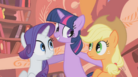 Twilight wants smores S1E8