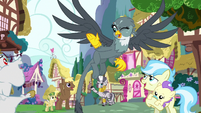 Gabby waving to the ponies she helped S6E19