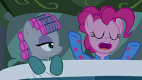 Pinkie Pie quickly falls asleep S7E4