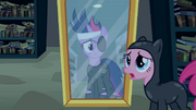 S02E20 Pinkie i Twilight przed w Canterlocie