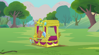 Snips and Snails pulling Trixie's carriage S3E05