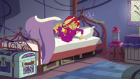 Sunset Shimmer jumping out of bed EG4