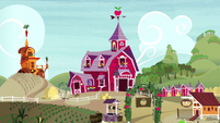 Sweet Apple Acres exterior shot S5E4