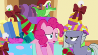 Twilight's present falls on Limestone's head MLPBGE