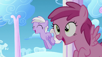 Ruby Pinch and Sweet Pop see Twilight flying S5E26